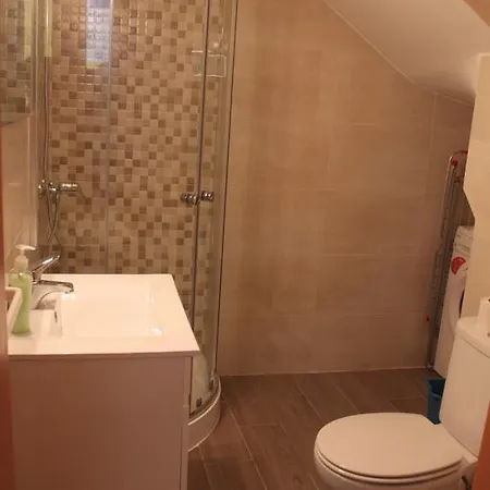 Διαμέρισμα Isaura *