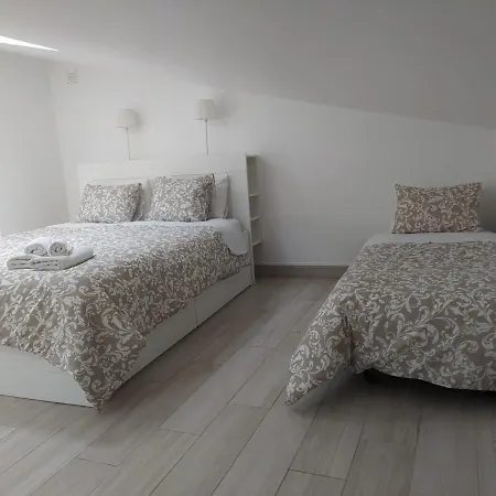 Apartment Isaura Peniche